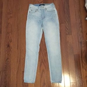 High-waisted Light Wash Jeans from Aeropostale